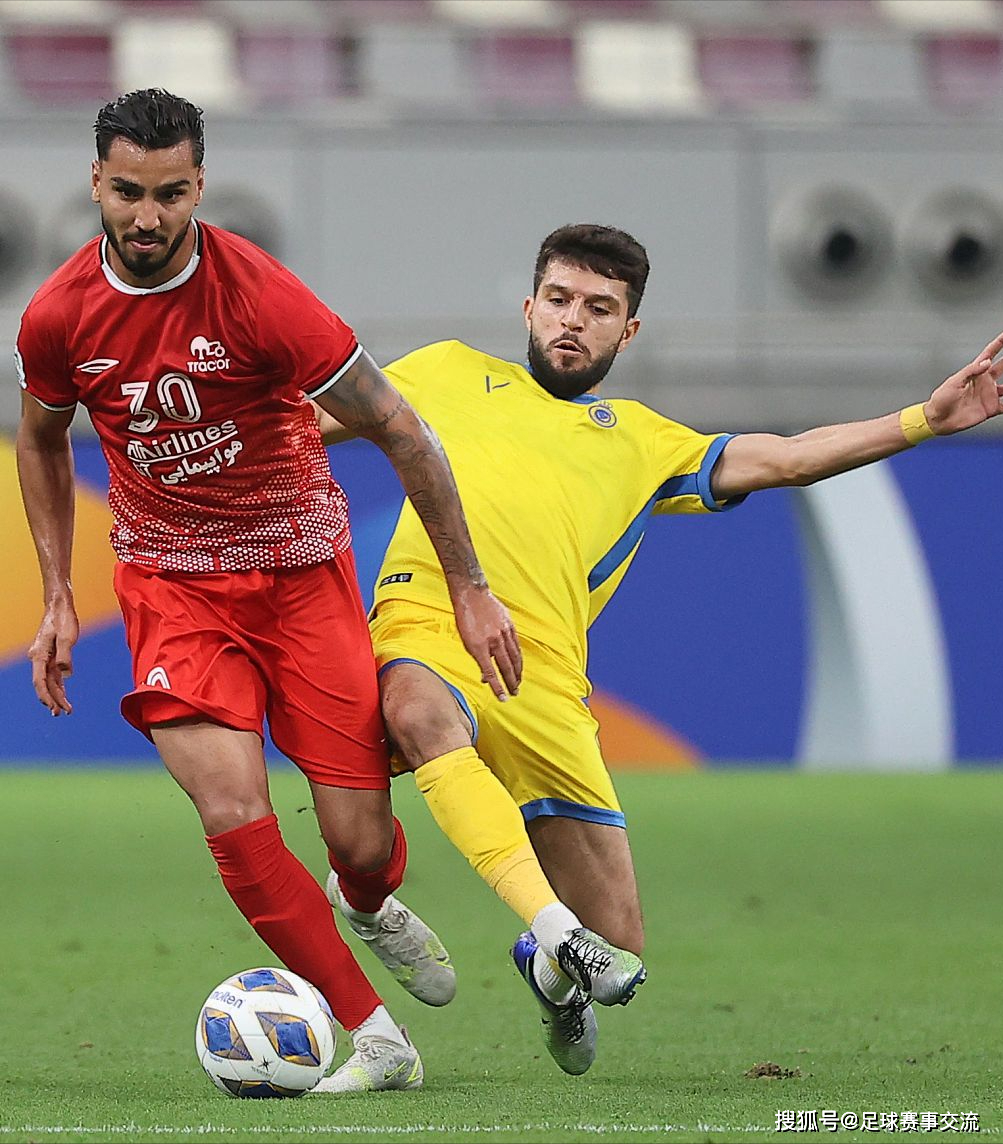 阿尔梅里亚主场捧杯，喜获一场胜利(西班牙阿尔梅里亚)